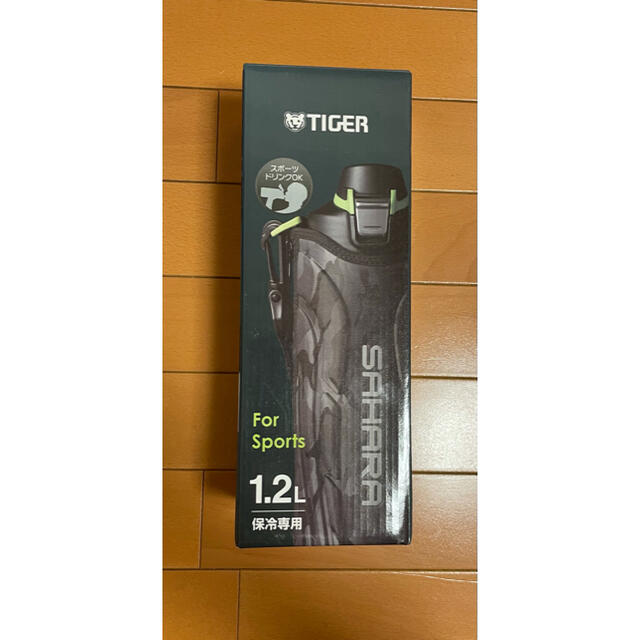 TIGER(タイガー)の＊TIGER(タイガー)＊1.2Lステレンスボトル水筒 インテリア/住まい/日用品のキッチン/食器(その他)の商品写真