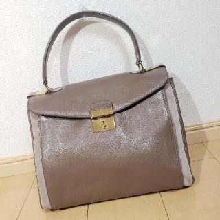 マークジェイコブス(MARC JACOBS)の美品 MARC JACOBS レザーハンドバッグ(ハンドバッグ)