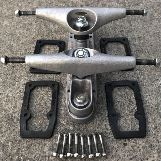 carver 純正 カーバー C7 トラック 極美品 スケボー スケート ボードスポーツ/アウトドアその他