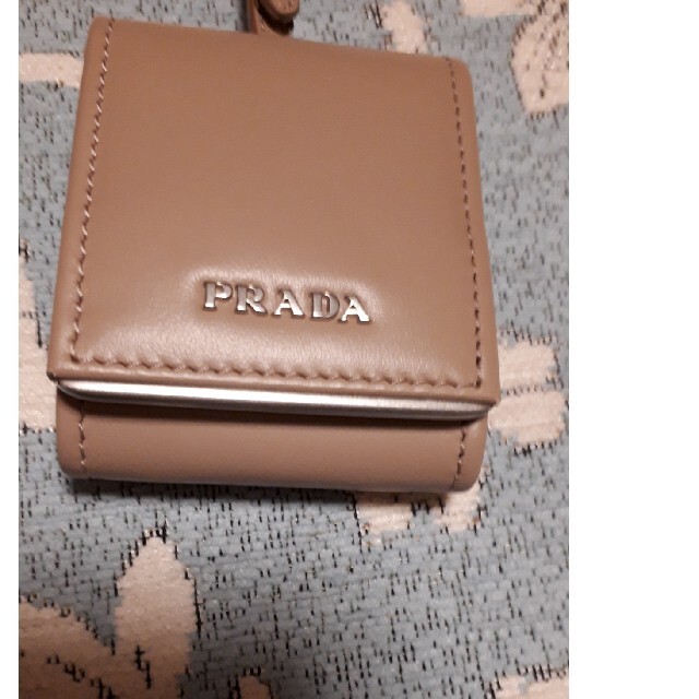 PRADA(プラダ)のPRADA　iPodケース　最終お値下けとなります。 スマホ/家電/カメラのスマホアクセサリー(iPhoneケース)の商品写真