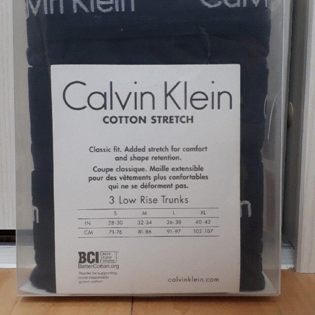 Calvin Klein(カルバンクライン)の【新品】カルバンクライン ローライズボクサーパンツ3枚セット Mサイズ メンズのアンダーウェア(ボクサーパンツ)の商品写真