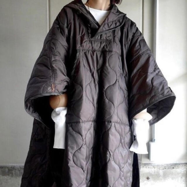 HYKE - 新品未使用HOODIE QUILTED LINER PONCHOの通販 by ponz's shop