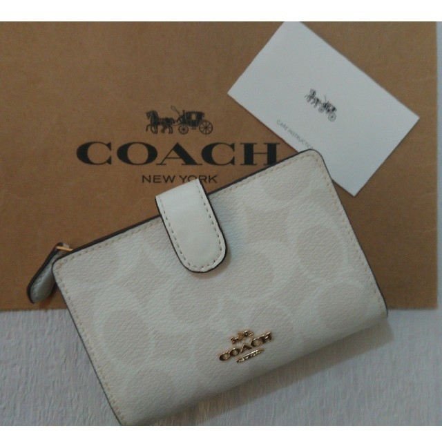 coach 三つ折り 財布 白 チョーク