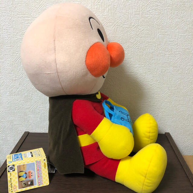 アンパンマン(アンパンマン)の新品 アンパンマン メガジャンボ  バッグ小物入れ ぬいぐるみ エンタメ/ホビーのおもちゃ/ぬいぐるみ(ぬいぐるみ)の商品写真