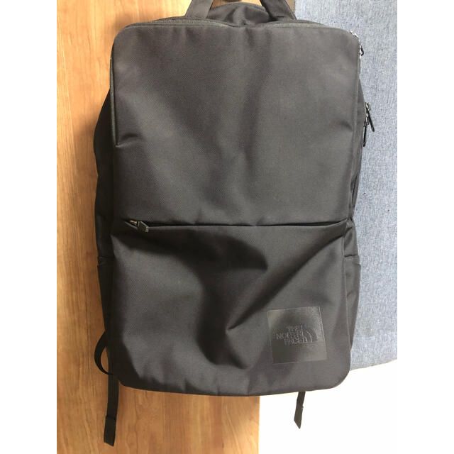 トップ THE NORTH FACE シャトルデイパック ブラック 黒 25L