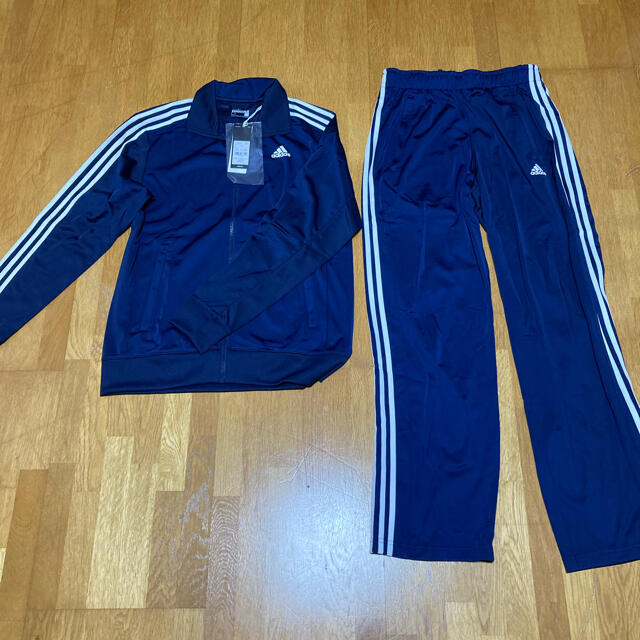 新品未使用　adidas ジャージ　上下セット