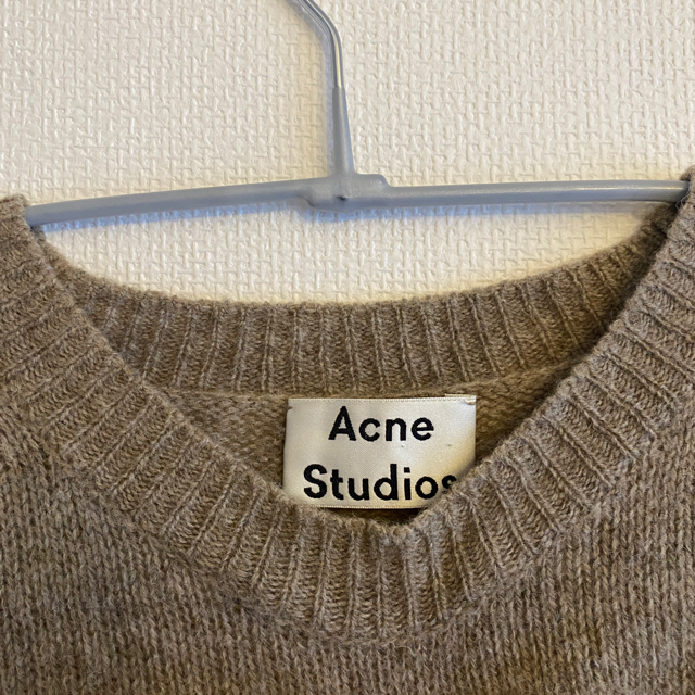 ACNE(アクネ)のACNE STUDIOSウールニットxsブラウン　　 レディースのトップス(ニット/セーター)の商品写真