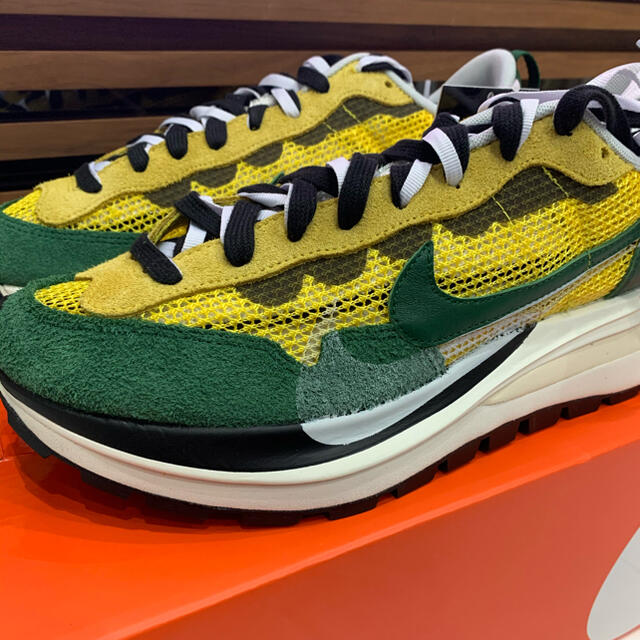 NIKE VAPORWAFFLE SACAI YELLOW