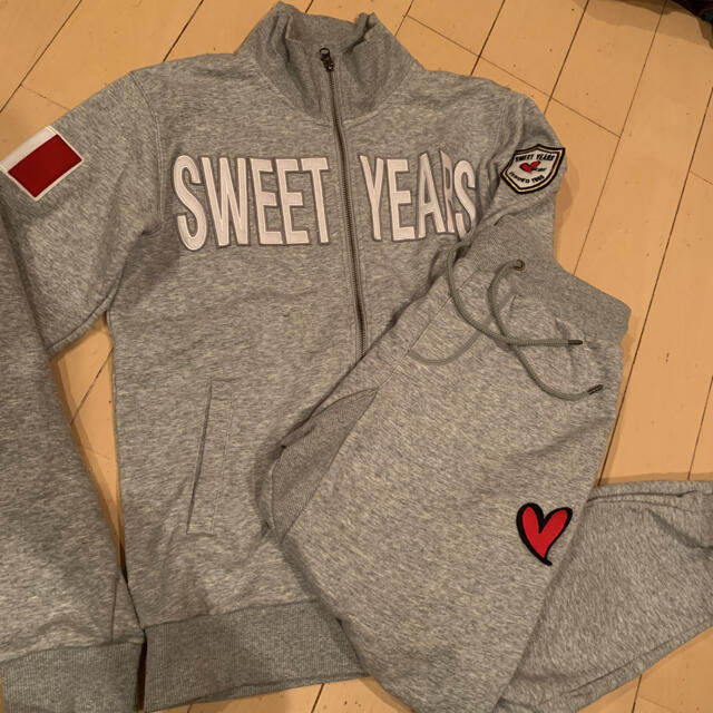 SWEET YEARS ハートワッペンスウェット　上下 メンズのトップス(スウェット)の商品写真