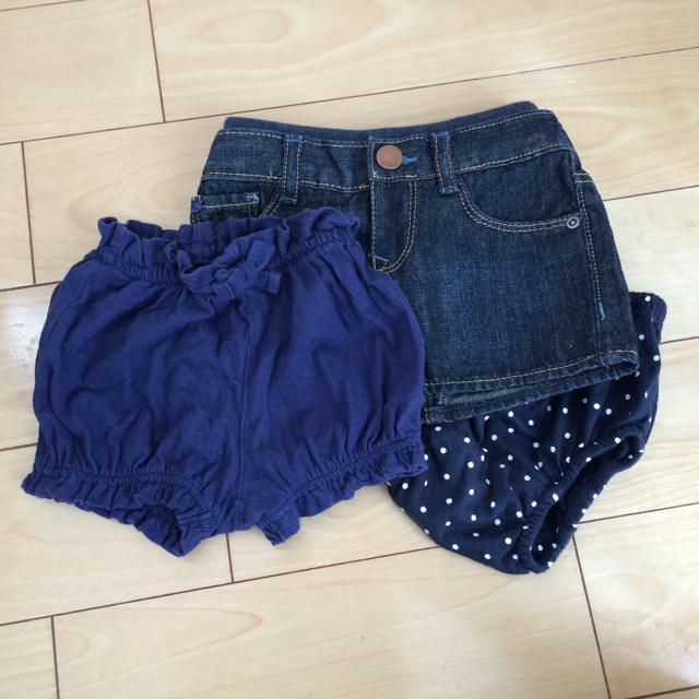 babyGAP(ベビーギャップ)のあかりのお店♡様 デニムスカート キッズ/ベビー/マタニティのベビー服(~85cm)(スカート)の商品写真