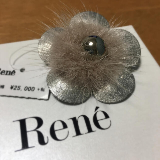 Rene  ルネ　ブローチ　スワロフスキーブローチ/コサージュ