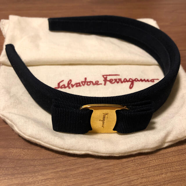 Salvatore Ferragamo フェラガモ カチューシャ 黒 新品 - カチューシャ
