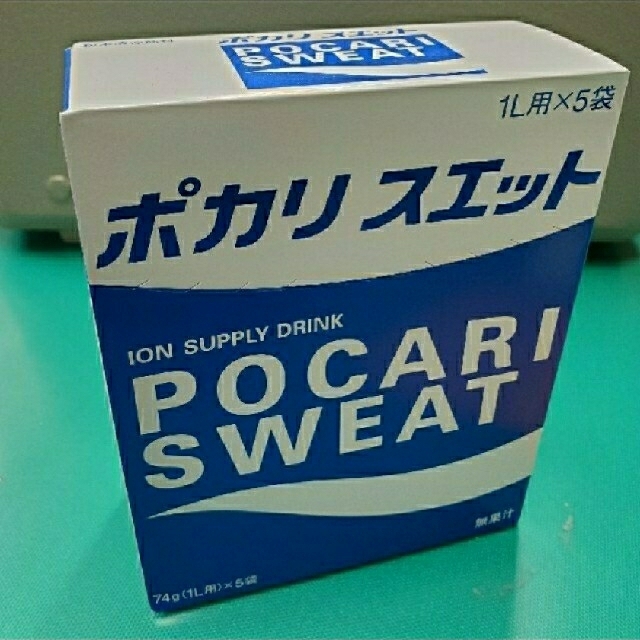 大塚製薬(オオツカセイヤク)のポカリスエット 粉末　10袋（10L分） 食品/飲料/酒の飲料(ソフトドリンク)の商品写真