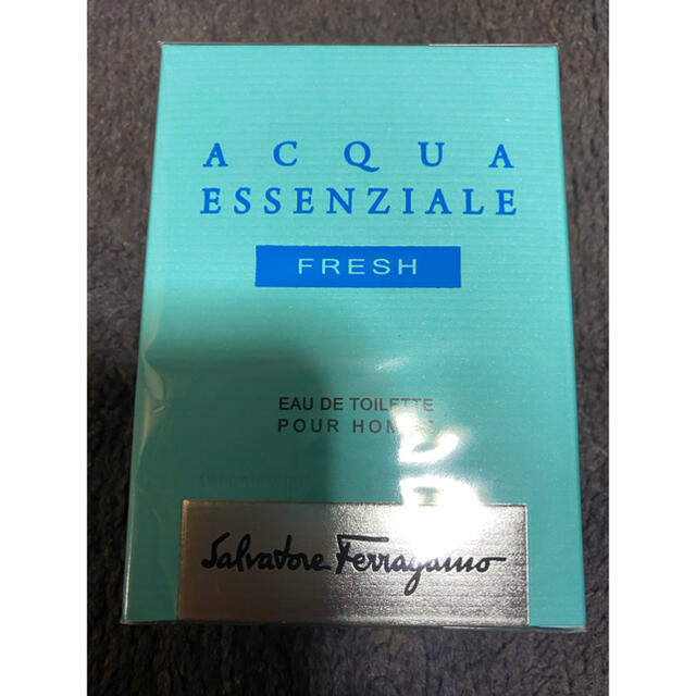 Salvatore Ferragamo(サルヴァトーレフェラガモ)のフェラガモ アクア エッセンツィアーレ フレッシュ オードトワレ 30ml コスメ/美容の香水(ユニセックス)の商品写真