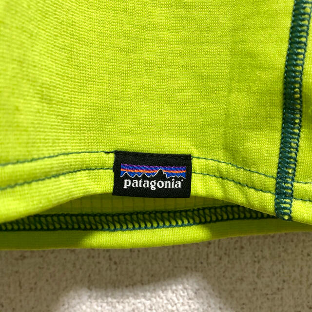 patagonia(パタゴニア)の【Patagonia】パタゴニア　キャプリーンミドルウェイトベースレイヤー メンズのトップス(Tシャツ/カットソー(七分/長袖))の商品写真