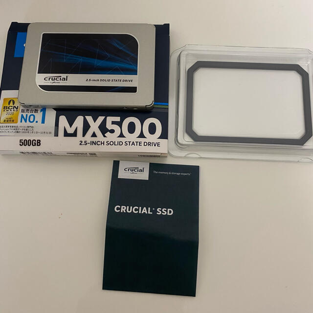crucial ssd 500GB 中古 スマホ/家電/カメラのPC/タブレット(PCパーツ)の商品写真