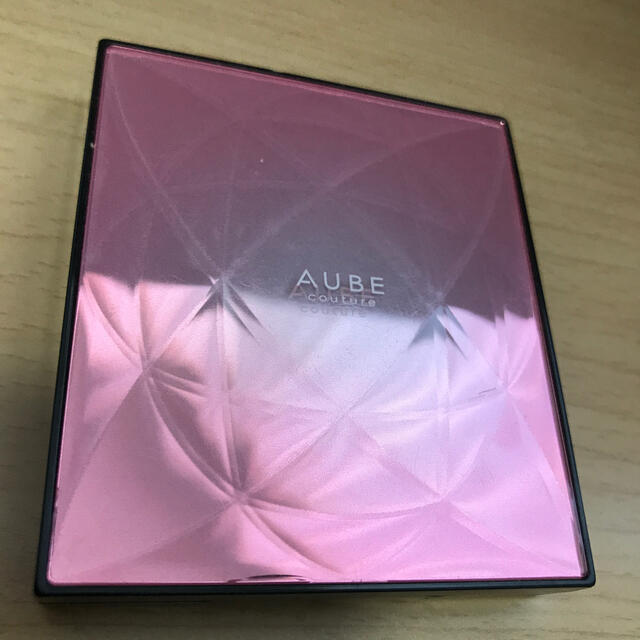 AUBE couture(オーブクチュール)のオーブクチュール　アイシャドウ コスメ/美容のベースメイク/化粧品(アイシャドウ)の商品写真