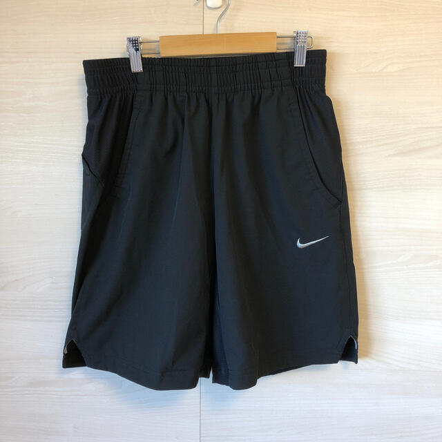 NIKE(ナイキ)のNIKEメンズショートパンツ（M） メンズのパンツ(ショートパンツ)の商品写真