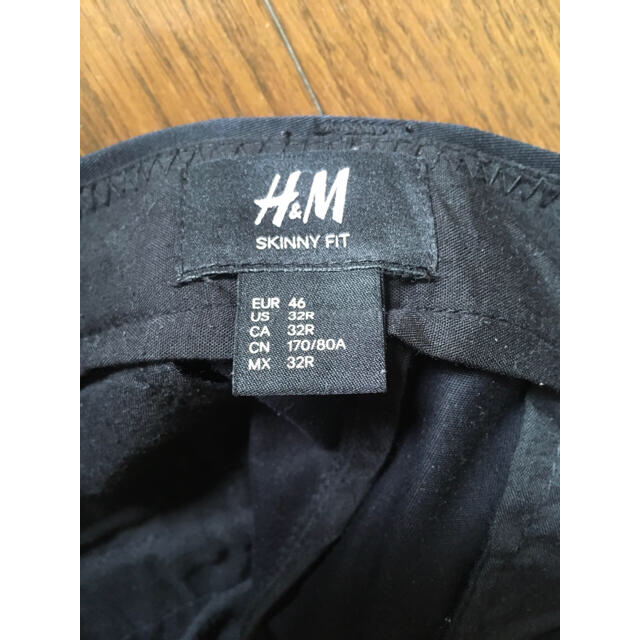 H&M(エイチアンドエム)のH&Mスキニーフィットパンツ　ブラック（SKINNY FIT PANTS） メンズのパンツ(スラックス)の商品写真