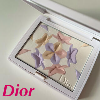 ディオール(Dior)のディオール　Dior スノー　ブラッシュ＆ブルームパウダー　ラベンダー💕(フェイスパウダー)