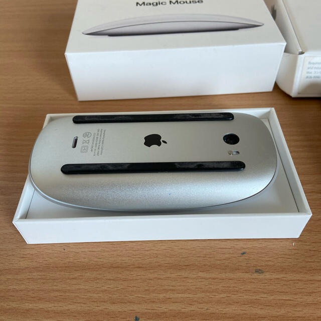Apple(アップル)のApple Magic Mouse2 + Wireless Keyboard スマホ/家電/カメラのPC/タブレット(PC周辺機器)の商品写真