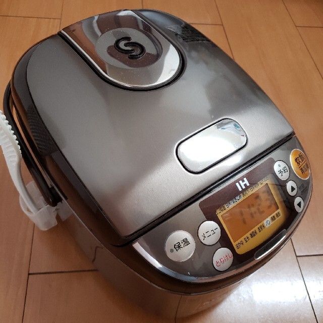 ZOJIRUSHI NP-GG05　炊飯器