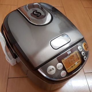 ゾウジルシ(象印)のZOJIRUSHI NP-GG05　炊飯器(炊飯器)