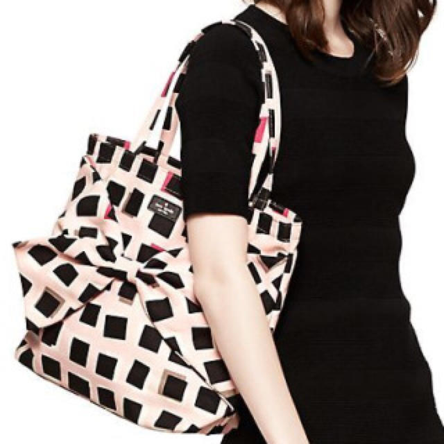 kate spade new york(ケイトスペードニューヨーク)のるる♡らぶ様 ７日まで専用୨୧˙˳⋆﻿ レディースのバッグ(トートバッグ)の商品写真