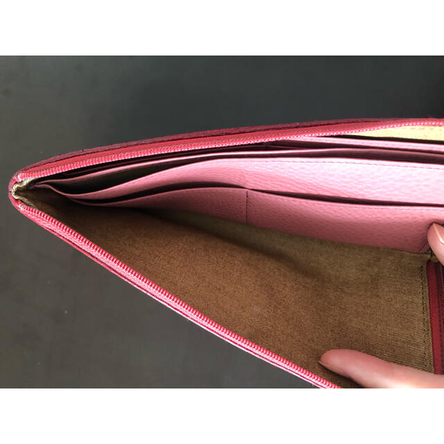 ATAO(アタオ)のATAO アタオ　財布　ベリーピンク レディースのファッション小物(財布)の商品写真