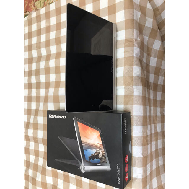 Lenovo YOGA TABLET