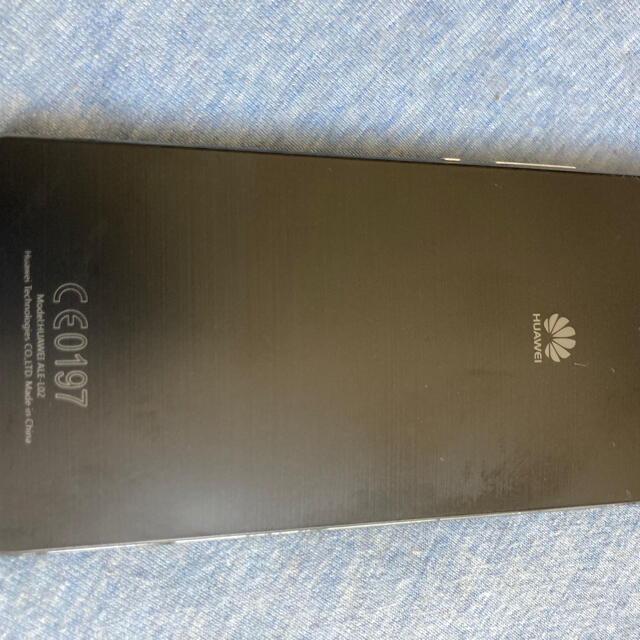 HUAWEI(ファーウェイ)のHUAWEI P8lite Black SIMフリー スマホ/家電/カメラのスマートフォン/携帯電話(スマートフォン本体)の商品写真