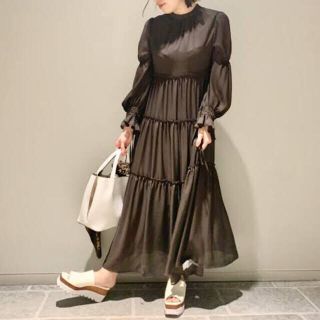 FRAY I.D - サテン楊柳ティアードワンピースの通販 by k|フレイ ...
