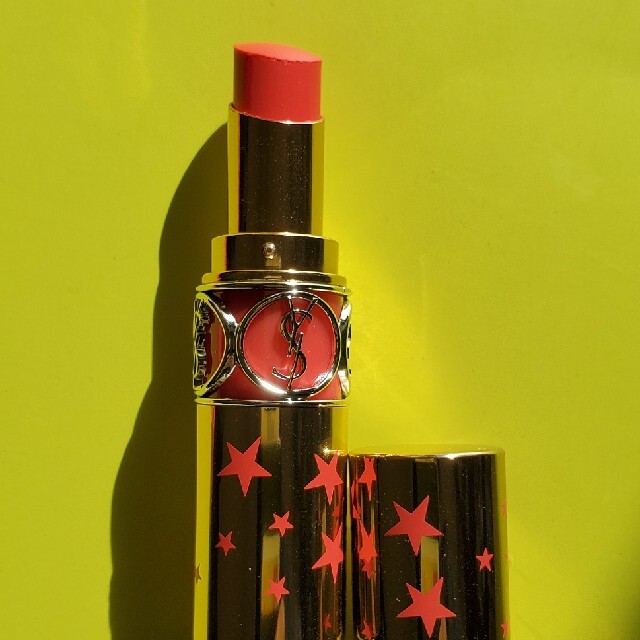 Yves Saint Laurent Beaute(イヴサンローランボーテ)のYVES SAINT LAURENT　口紅 コスメ/美容のベースメイク/化粧品(口紅)の商品写真