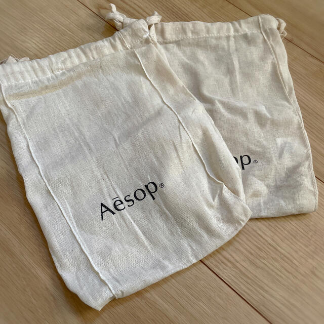 Aesop(イソップ)の【新品】Aesop巾着 レディースのファッション小物(ポーチ)の商品写真