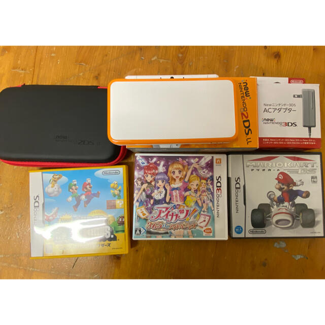 携帯用ゲーム機本体2ds ll ソフト　セット