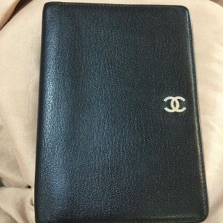 CHANEL 手帳型財布　黒