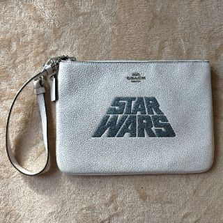COACH - COACH スターウォーズ コラボ ポーチ クラッチバッグの通販 by