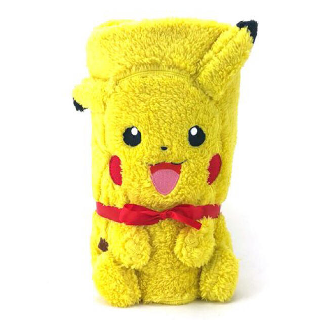 ポケモン(ポケモン)のピカチュウ 折りたたみ ブランケット 未使用 エンタメ/ホビーのおもちゃ/ぬいぐるみ(キャラクターグッズ)の商品写真