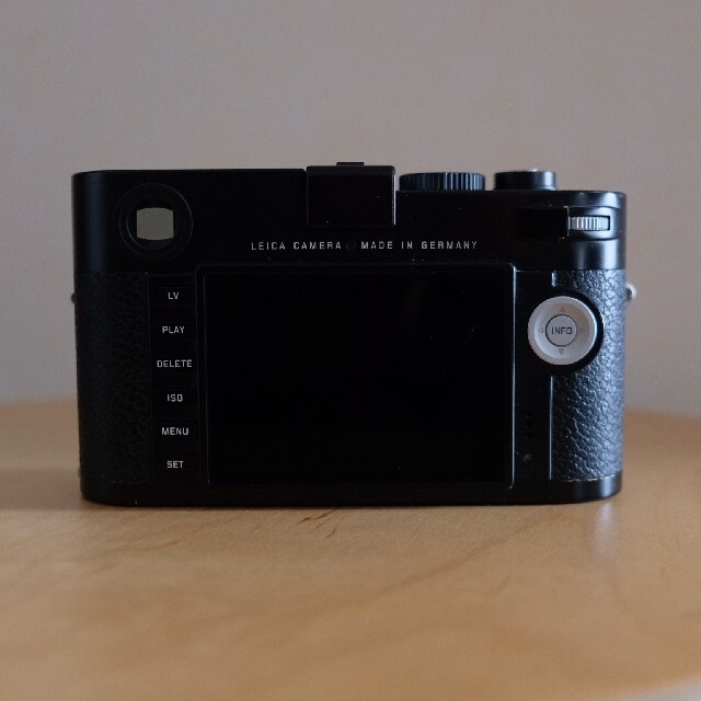 LEICA(ライカ)のleica　typ240 スマホ/家電/カメラのカメラ(ミラーレス一眼)の商品写真