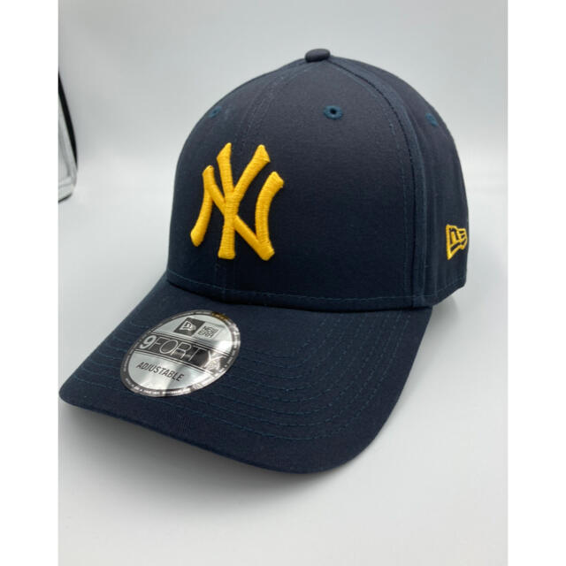 NEW ERA(ニューエラー)のニューエラ キャップ NY ヤンキース ネイビー ロゴ  イエロー 黄色 メンズの帽子(キャップ)の商品写真