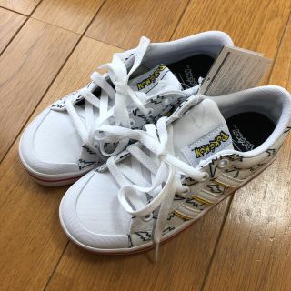 アディダス コラボ キッズスニーカー 子供靴 の通販 100点以上 Adidasのキッズ ベビー マタニティを買うならラクマ