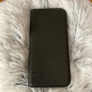 ルイヴィトン(LOUIS VUITTON)のLOUIS VITTON 携帯ケースタイガ　iPhone6 美品(iPhoneケース)