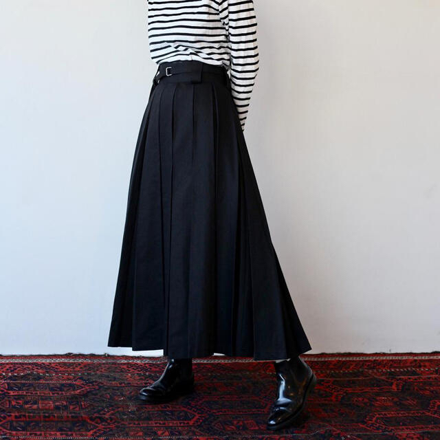 super tuck long skirt / fou fou - ロングスカート