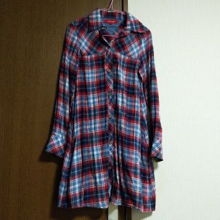 トミーガール(tommy girl)のtommy　girl　シャツワンピース(ひざ丈ワンピース)