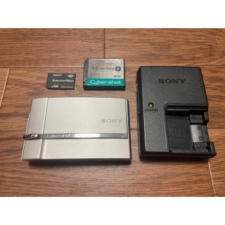 ソニー(SONY)の新品同様美品SONY Cyber−Shot T DSC-T30(S)(コンパクトデジタルカメラ)