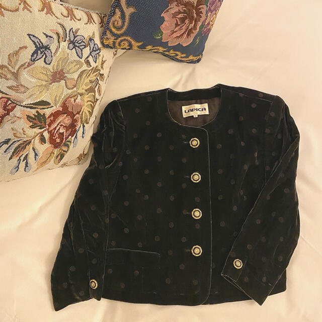 Lochie(ロキエ)の♡velour dot gold button jacket♡ レディースのジャケット/アウター(ノーカラージャケット)の商品写真