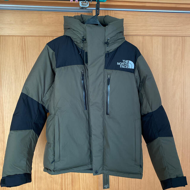 THE NORTH FACE(ザノースフェイス)のノースフェイス　バルトロライトダウン　ニュートープM  試着のみ メンズのジャケット/アウター(ダウンジャケット)の商品写真