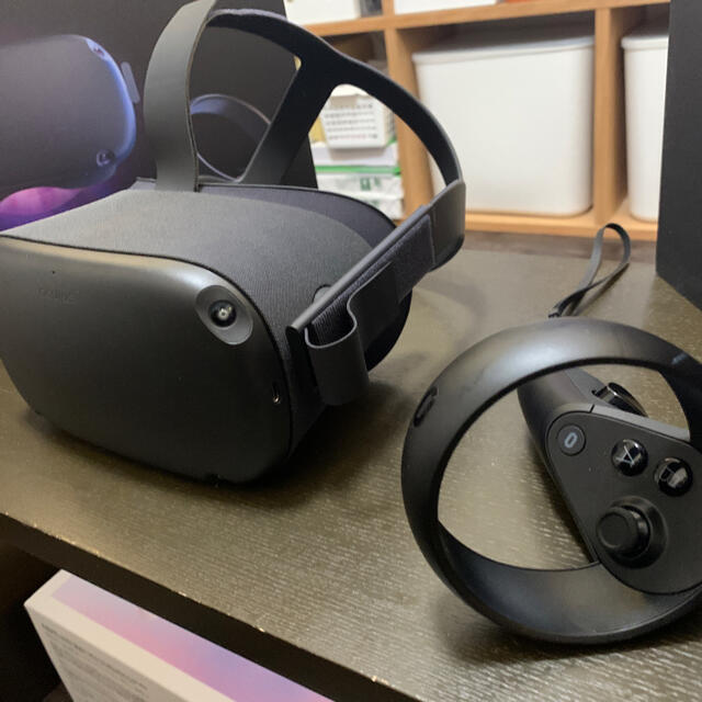 Oculus Quest 128GB スマホ/家電/カメラのスマホ/家電/カメラ その他(その他)の商品写真