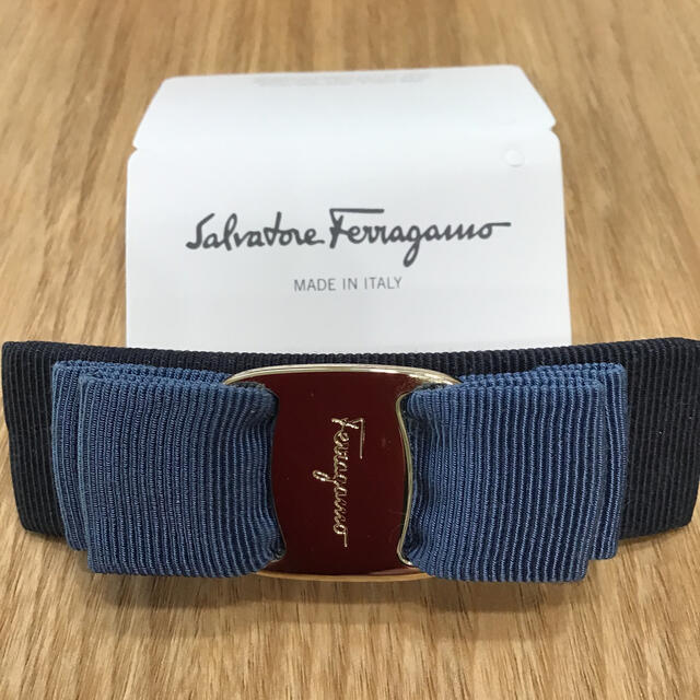 Salvatore Ferragamo(サルヴァトーレフェラガモ)のSalvatore Ferragamo バレッタ レディースのヘアアクセサリー(バレッタ/ヘアクリップ)の商品写真