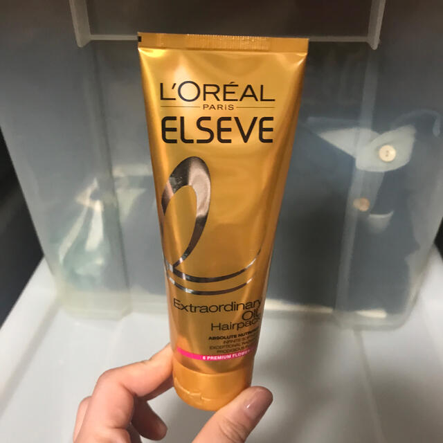 L'Oreal Paris(ロレアルパリ)のロレアル　洗い流すヘアートリートメント コスメ/美容のヘアケア/スタイリング(トリートメント)の商品写真